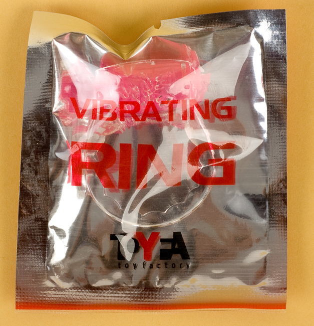 Фаллоимитатор Toyfa Beyond James, желтый УТ-00000511 - TOYFA - Цветные - Купить