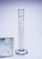 Цилиндр 1 мерный с носиком и стекл. осн.50 мл, класс А с сертификатом (Pyrex)