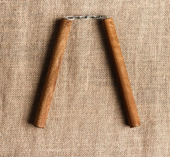 Деревянный сувенир "Нунчаки", 20 см. - фото 1 - id-p63658905