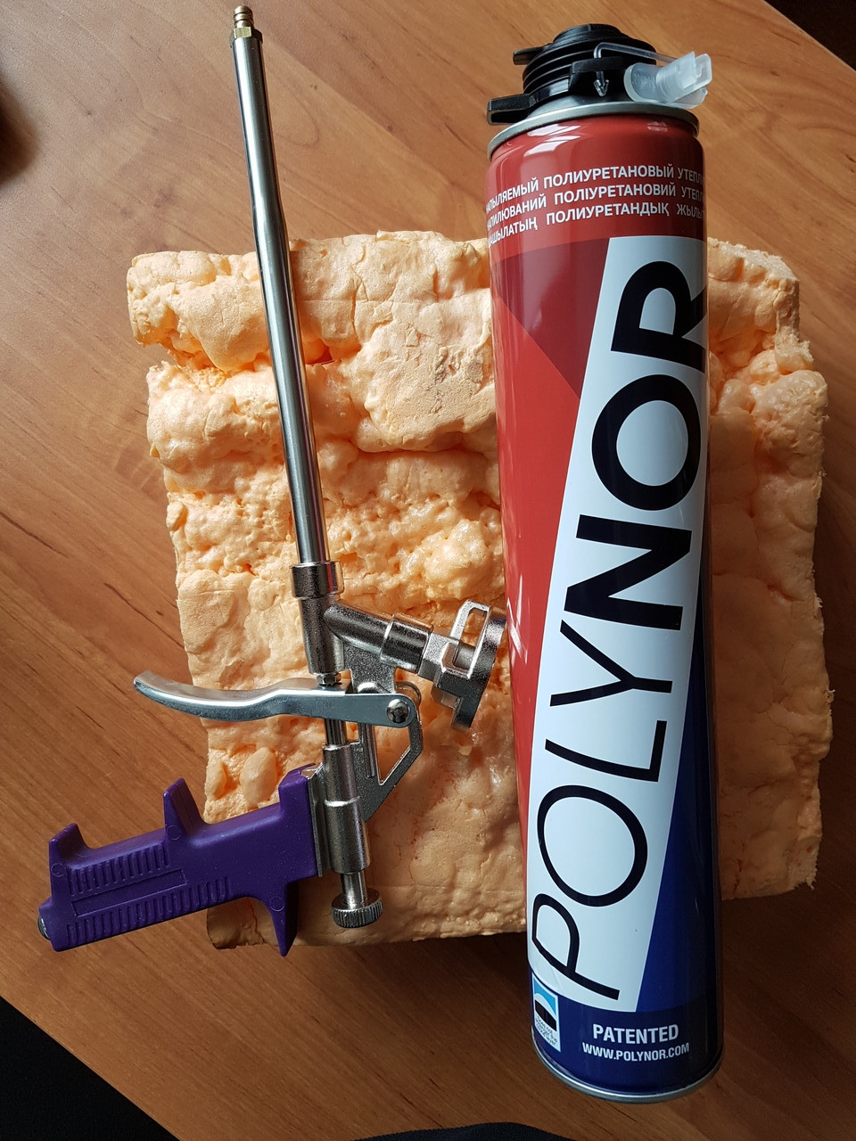 Утеплитель ппу polynor 890мл. Напыляемый полиуретановый утеплитель. Утеплитель ппу polynor 890мл. Утеплитель ппу polynor 890мл. Напыляемый полиуретановый утеплитель polynor 3d.
