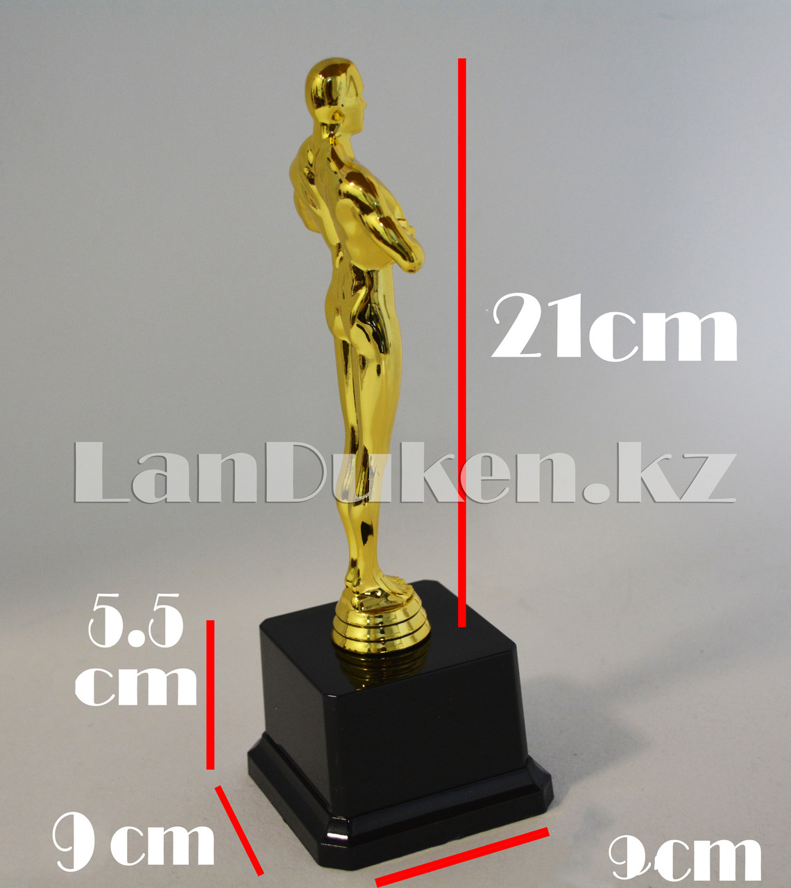 Фигура сувенирная Оскар с квадратной подставкой большая (21 см) с возможностью гравировки - фото 2 - id-p63706570