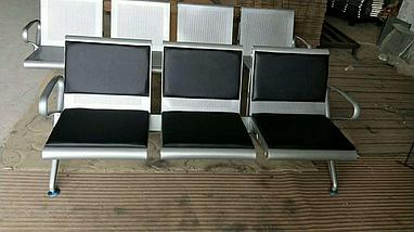 «Скамья СT-3М» для зала ожидания 3-х местная (сталь) с подлокотниками, с мягкой обивкой, фото 2