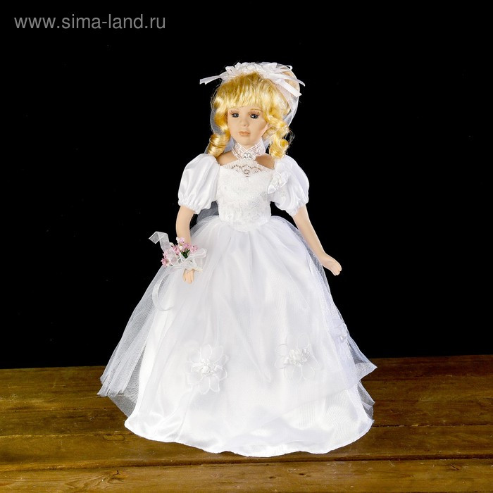Кукла коллекционная "Невеста Есения с букетом" 40 см