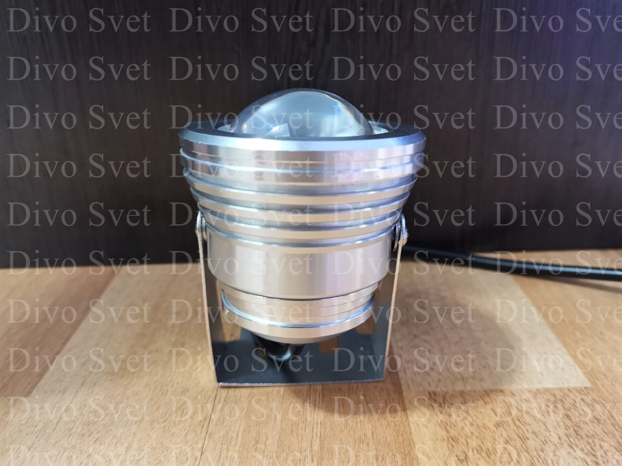 Led светильник фасадный односторонний 10w, с линзой. Светодиодный архитектурный, заливающий свет, 10w.