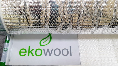 Мат Ekowool M1F1- материал облицован с одной стороны кремнеземной тканью, с другой стороны алюминиевой фольгой - фото 1 - id-p64304812