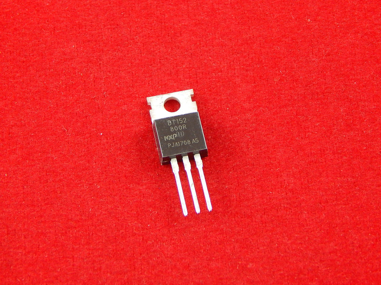 BT152-800R Тиристор 20А 800В 32мА - фото 1 - id-p64317871