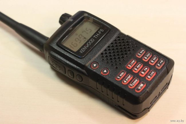 Рация Kenwood TH-F5