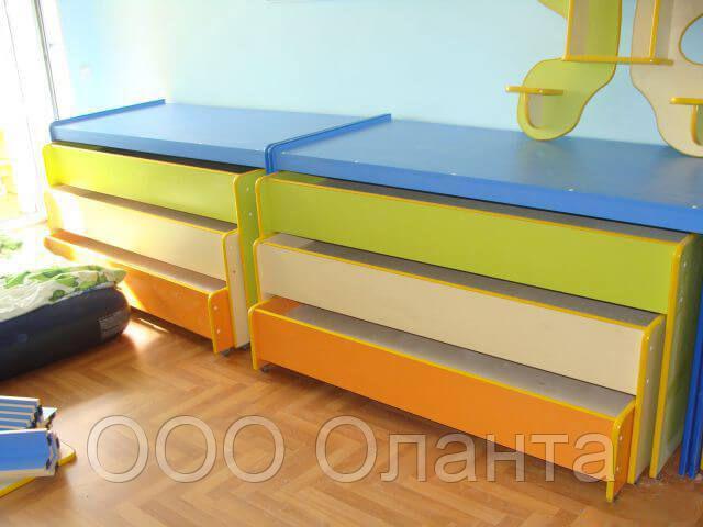 Кровать трехъярусная выкатная с тумбой для детского сада (1512х640х852 ...