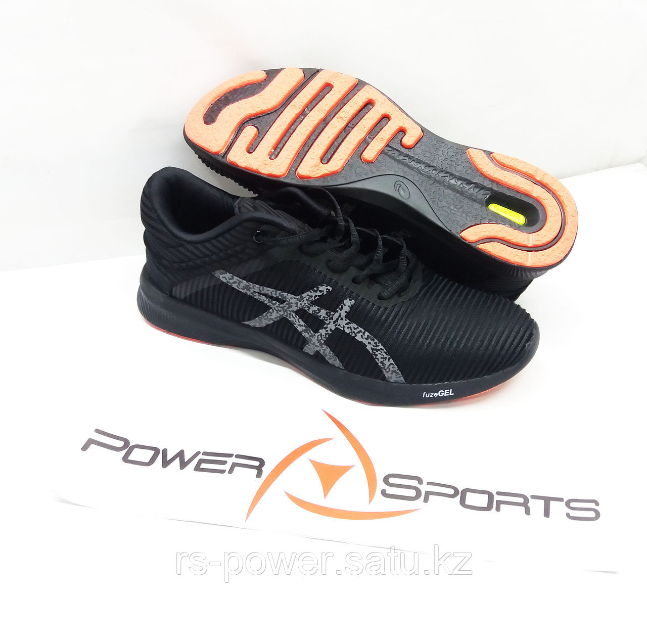 Кроссовки Asics