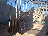 Наклонный подъемник для мостов и подземных переходов для инвалидов