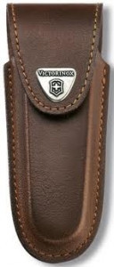 Чехол для ножа Victorinox POUCH 4.0538, Материал: Кожа, Крепление: На пояс, Застежка: Липучка, Цвет: Коричневы