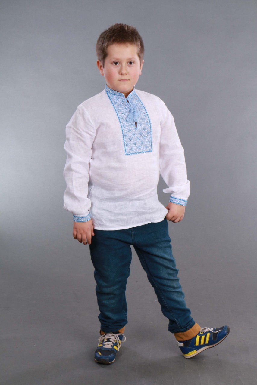Вышиванка для мальчика 2004, голубая вышивка