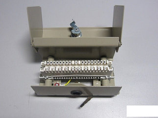 Распределительная коробка КРТМ-10 с плинтом