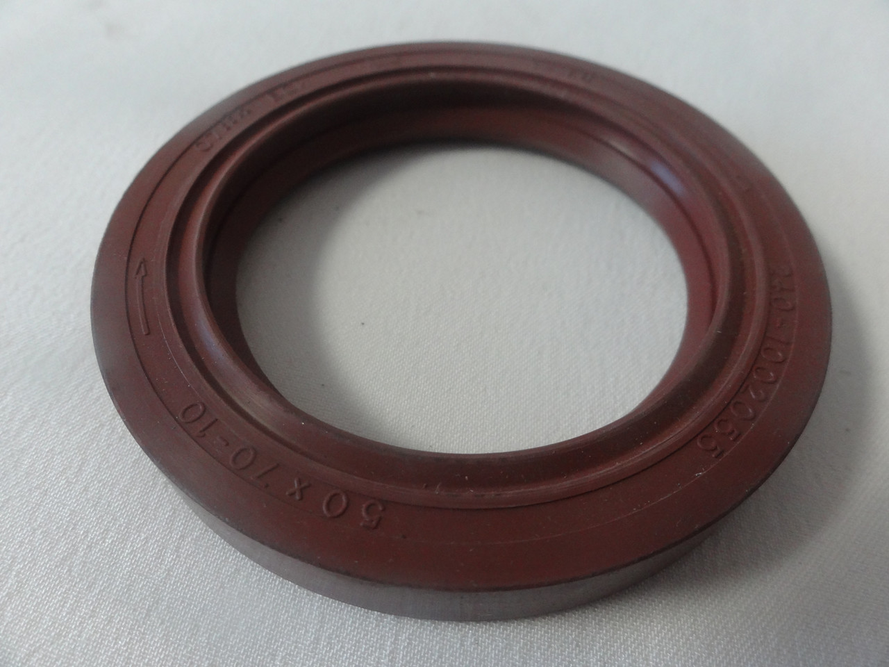 Сальник коленвала д144. 240-1002055 сальник 2401002055. Сальник 240-1002055 коленчатого вала передний. Сальник коленвала передний д-245. Сальник задний коленвала рено мастер 3.