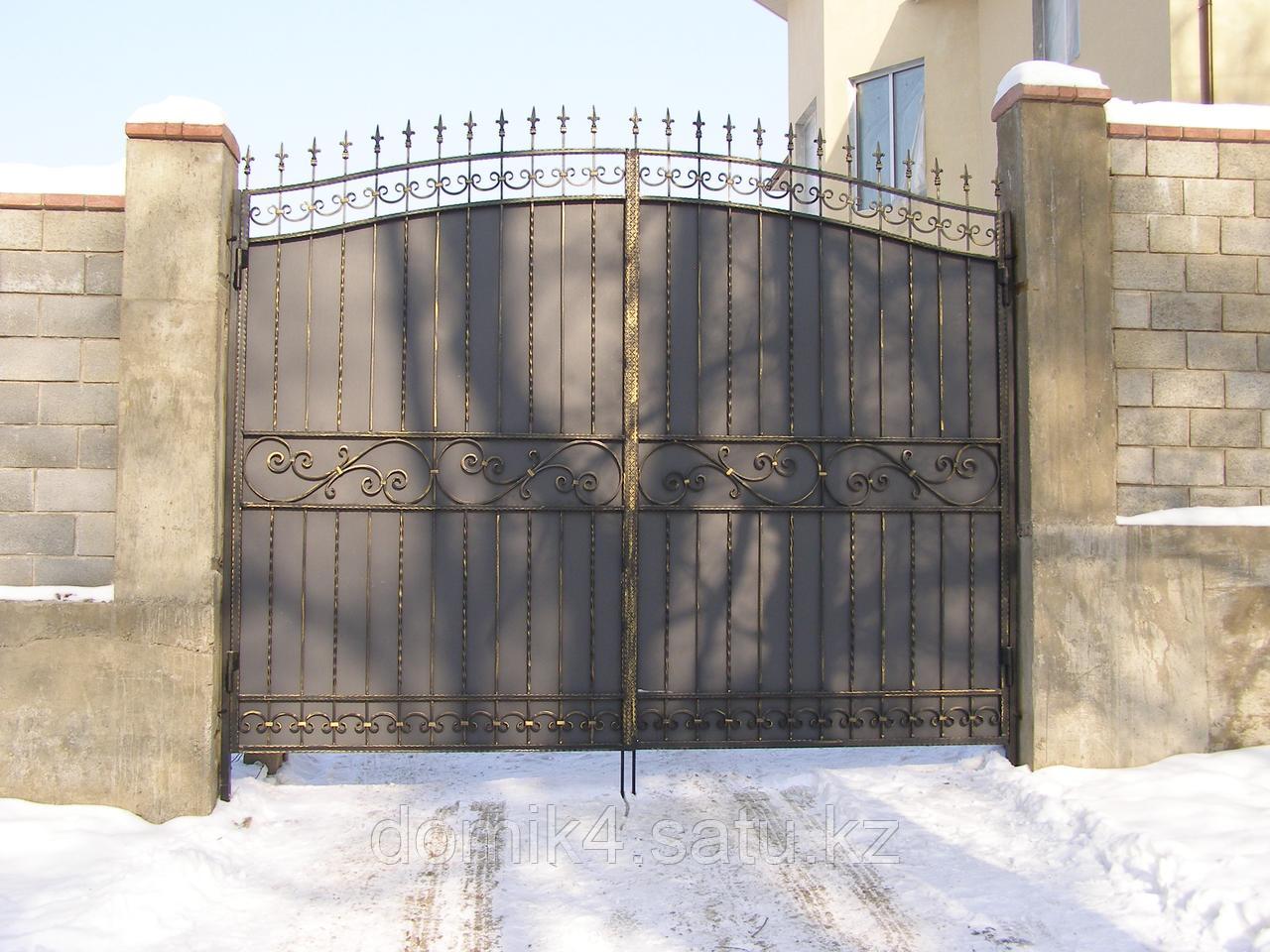 Ворота уличные кованые