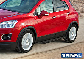 Пороги на Chevrolet Tracker 2013-  "Premium-Black"