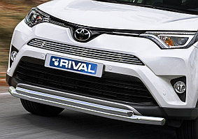 Решетка радиатора на Toyota Rav 4 2015-  верхняя d10
