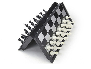Шахматы, шашки и нарды дорожный набор пластиковый магнитный (3 в 1), размер игрового поля 29*29 см. - фото 2 - id-p65350386