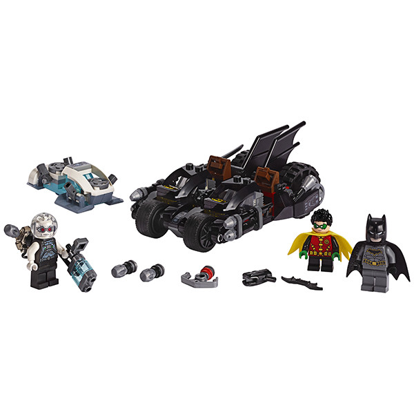 LEGO Super Heroes Конструктор ЛЕГО Супер Герои Гонка на мотоциклах с Мистером Фризом