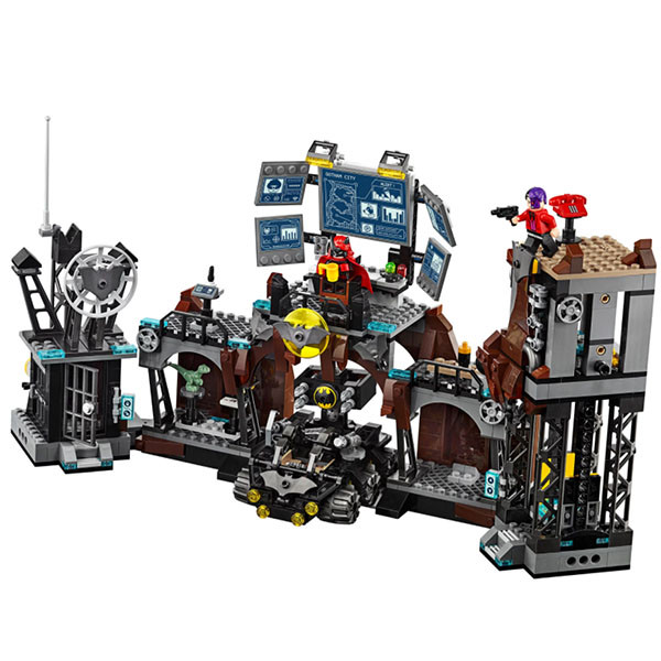 LEGO Super Heroes 76122 Конструктор ЛЕГО Супер Герои Вторжение Глиноликого в бэт-пещеру