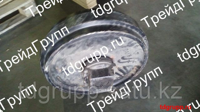 317-50401010 Колесо натяжное (Idler) Kato HD512-3
