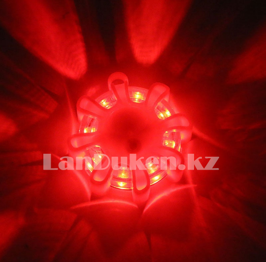 Светосигнальный автомобильный 12+3 LED индикатор HB-328 красного света, на магните и крючке - фото 2 - id-p65374250