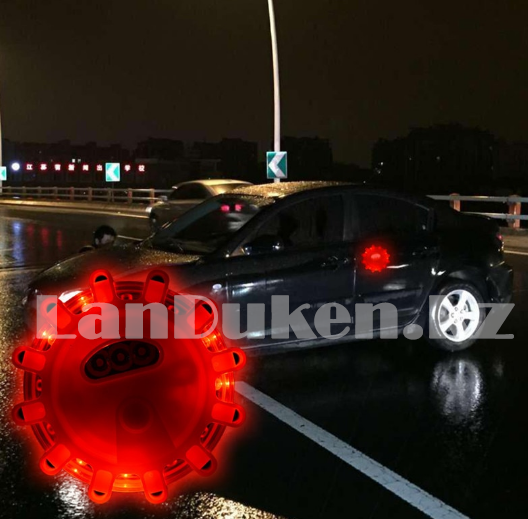 Светосигнальный автомобильный 12+3 LED индикатор HB-328 красного света, на магните и крючке - фото 1 - id-p65374250