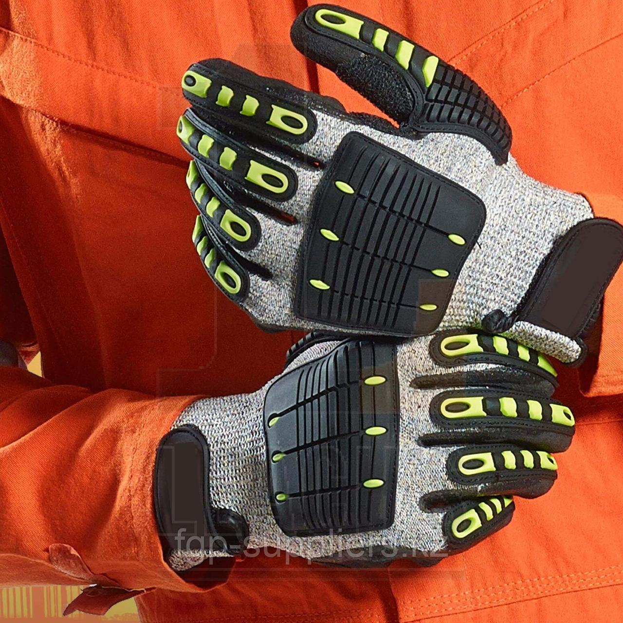 Anti Impact Cut Resistant 5 Glove / Противоуданые Порезостойкие Перчатки 5 - фото 1 - id-p65538324