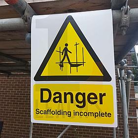 Detachable Scaffolding Incomplete Sign- 500 x 300mm / Съемные знак "Строительство не закончено - 500 х 300 мм
