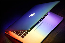 Apple отзывает MacBook 2018