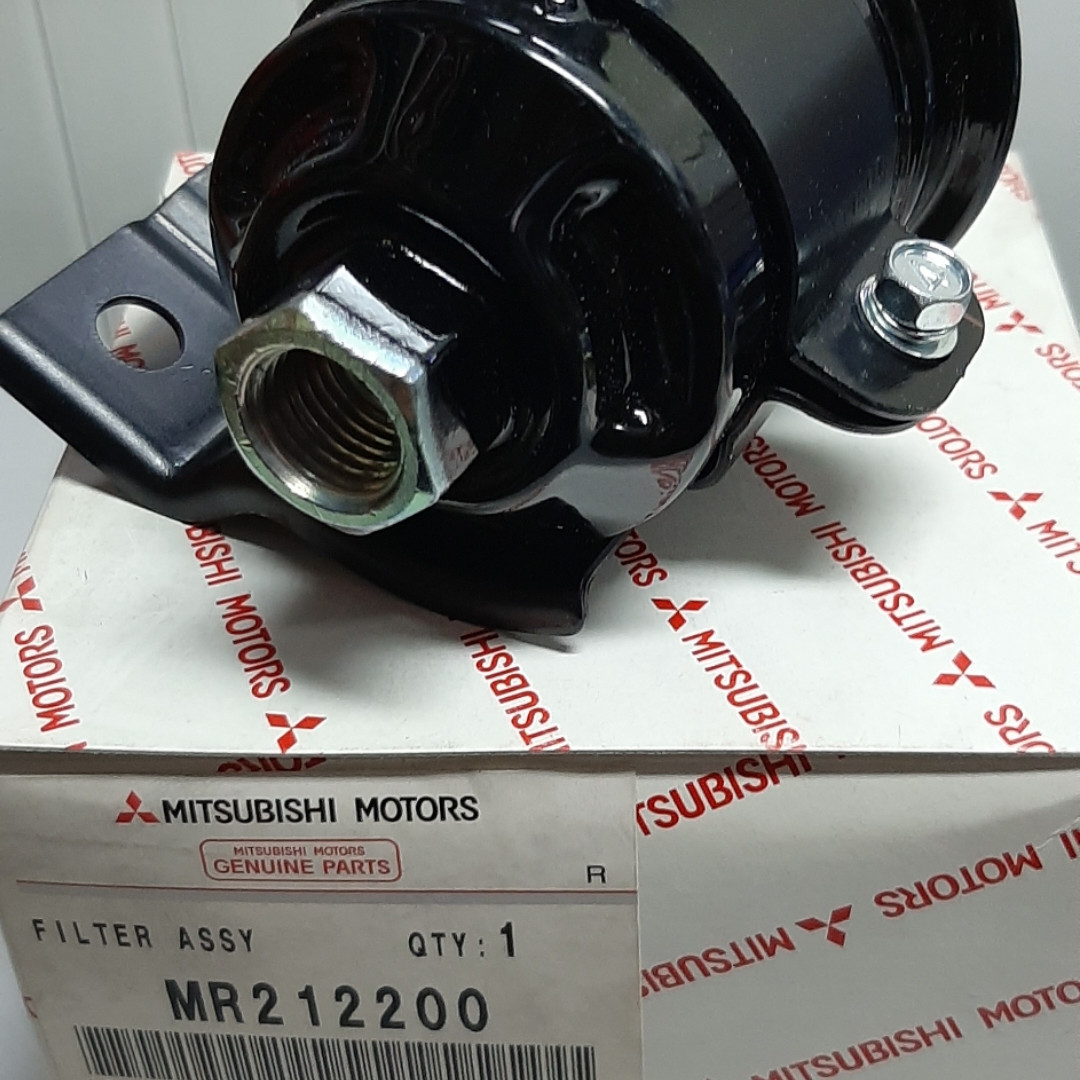 Фильтр топливный MR212200