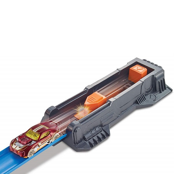 Игровой набор Hot Wheels - Винтовое столкновение