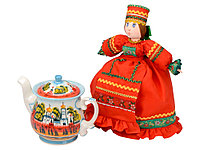 Набор Кремлевский: кукла на чайник, чайник заварной с росписью (артикул 6270)