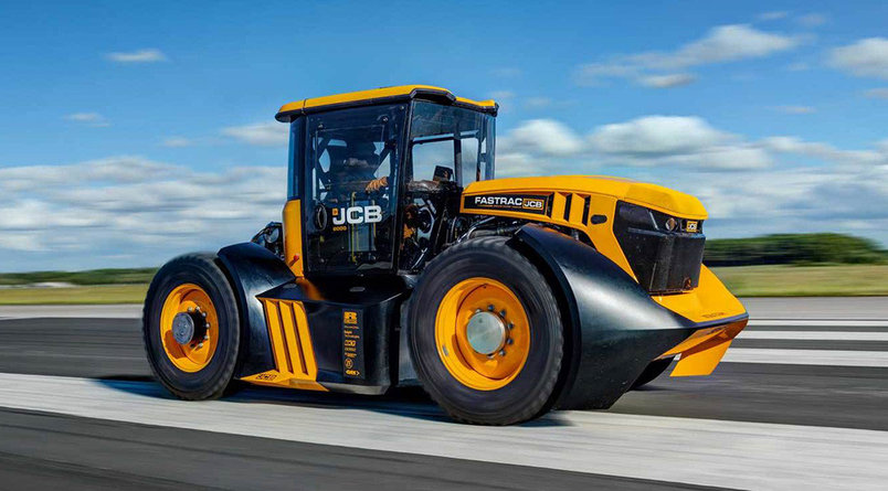 Установлен новый рекорд скорости на тракторе JCB