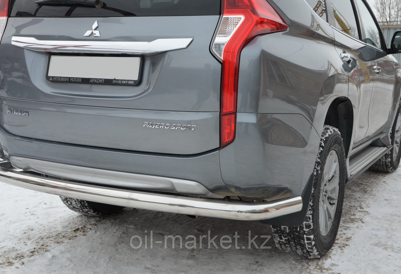 Защита заднего бампера,  одинарная круглая с загибом для  Mitsubishi Pajero Sport (2016-)