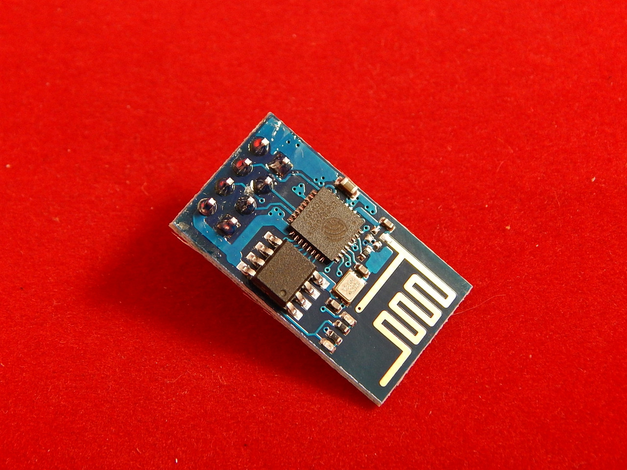 Wi-Fi модуль ESP8266 ESP-01 - фото 1 - id-p5252105