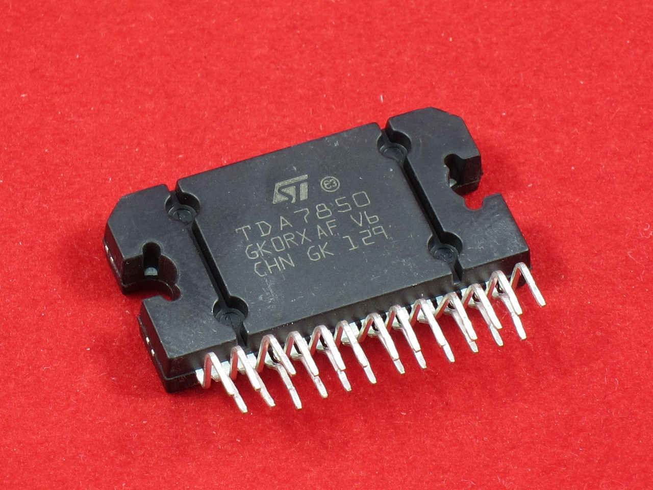 TDA7850 Микросхема