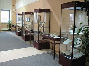Музейная витрина