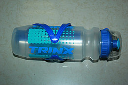 Отличная бутылка для воды с креплением от Trinx. Рассрочка. Kaspi RED