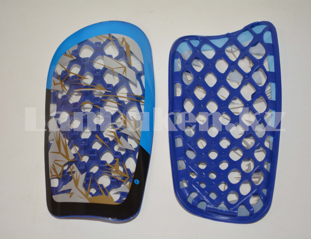 Футбольные щитки под гетры с силиконовой сеткой без резинок, синие - фото 5 - id-p66231430