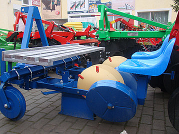 Машина рассадопосадочная двухрядная S237 Польша, фото 2