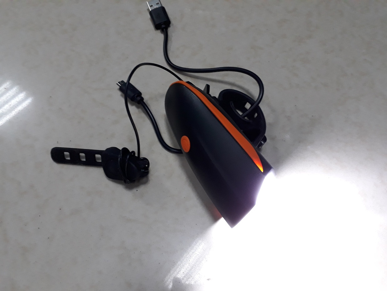 Передний фонарь на USB с сигналом 2 в 1 Speaker Bicycle Light. Kaspi RED. Рассрочка. - фото 2 - id-p66343882