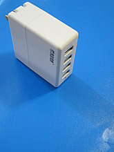 Универсальное зарядное устройство на 4 USB порта