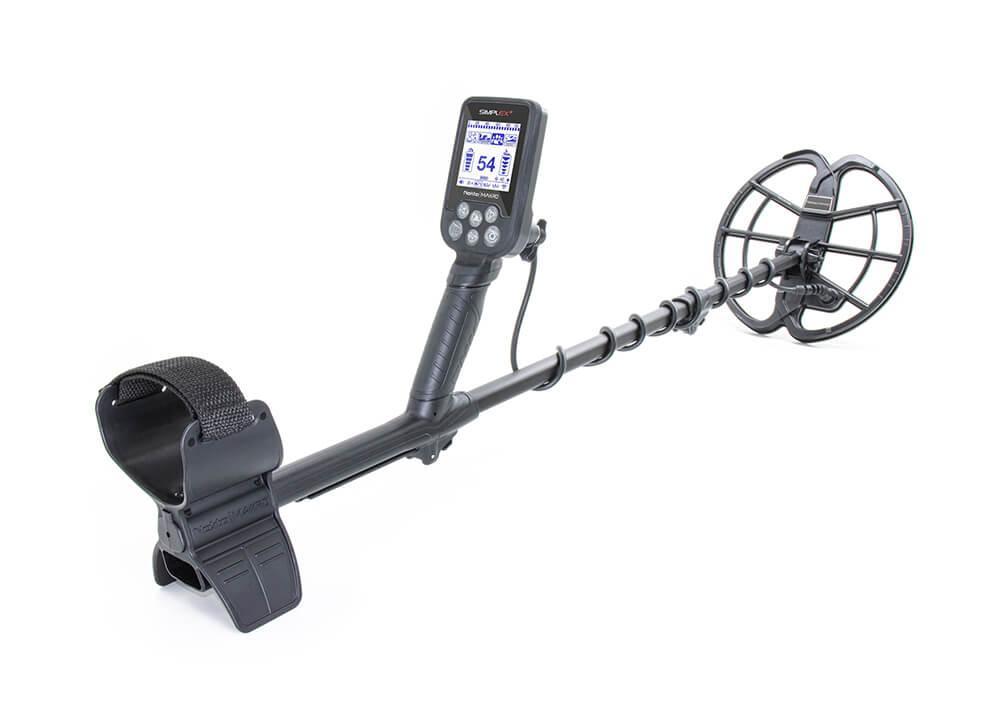 Грунтовый и подводный металлоискатель Nokta Makro Simplex Plus