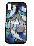 Чехол на Айфон 10 (iPhone X) с зеркальным покрытием объемный принт перья белые голубые