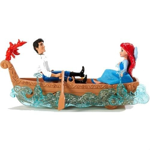 Disney Ariel и Эрик на лодке