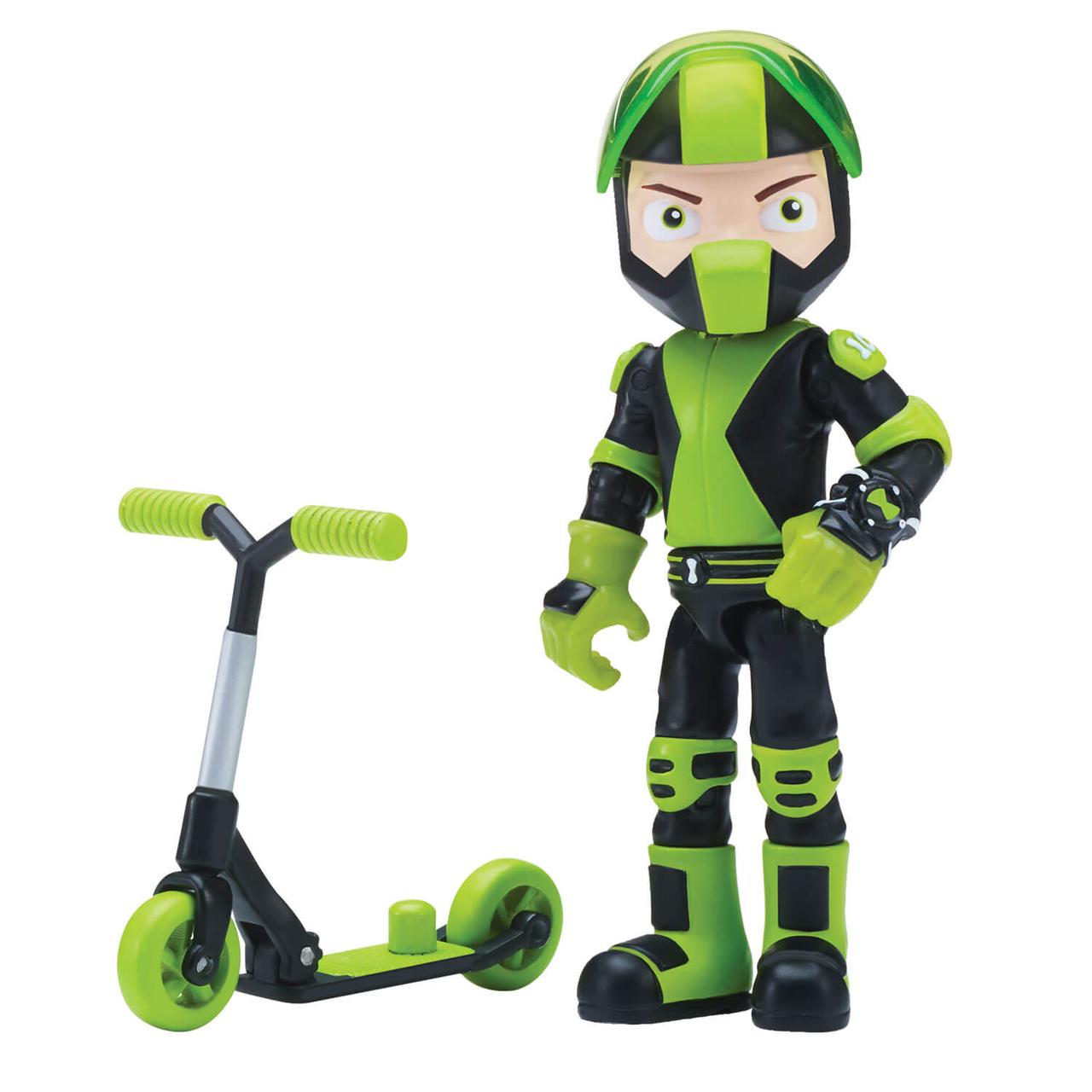 Ben 10 Фигурка Бен на самокате 12.5 см