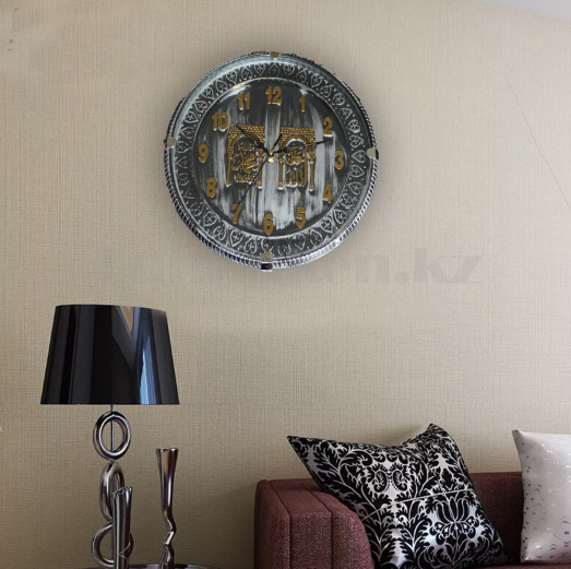 Настенные часы Quart Clock чёрно серебристый корпус 741