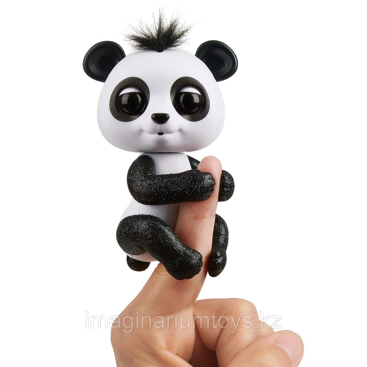 Интерактивная панда Фингерлингс черно-белая