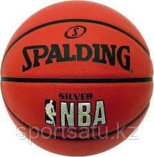 Баскетбольный мяч Spalding